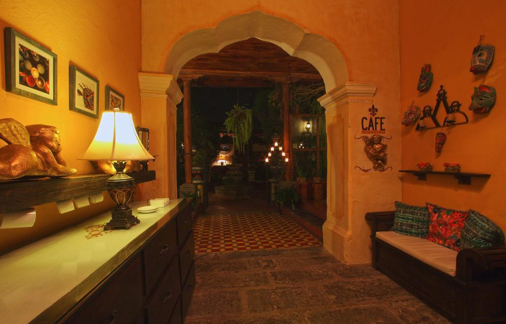Hotel Palacio Chico 1850 Antigua Exterior photo