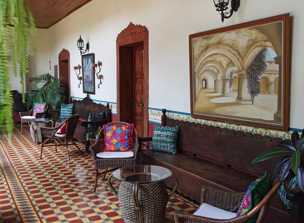 Hotel Palacio Chico 1850 Antigua Exterior photo