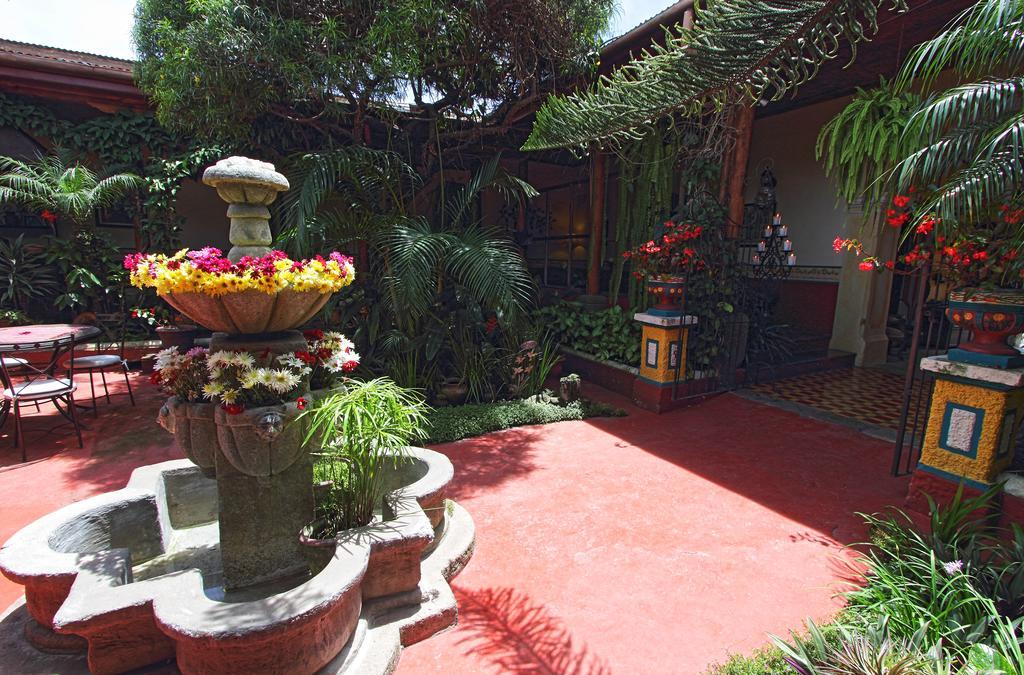 Hotel Palacio Chico 1850 Antigua Exterior photo
