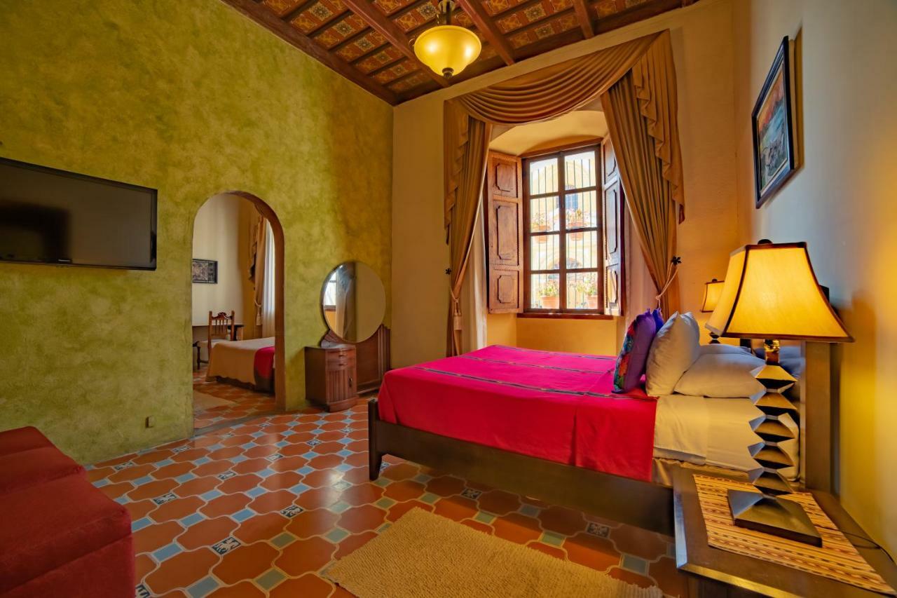 Hotel Palacio Chico 1850 Antigua Room photo